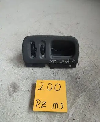 Renault Megane I Headlight level height control switch 8745648