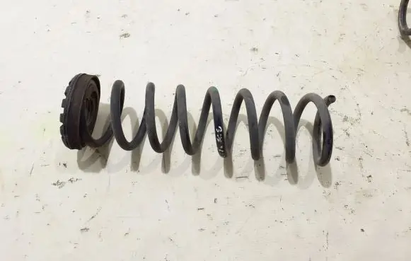 Ford Kuga II Rear coil spring 1874850