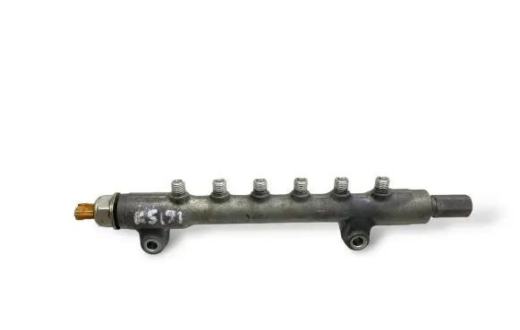 Mitsubishi ASX Fuel main line pipe