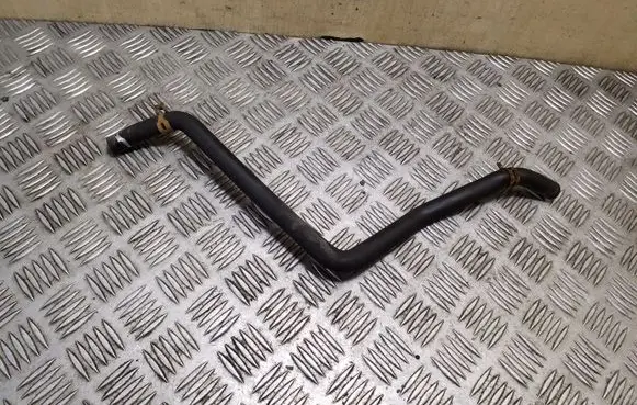 Nissan NV400 Engine coolant pipe/hose