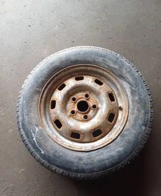 Volkswagen Transporter - Caravelle T4 R15 spare wheel 