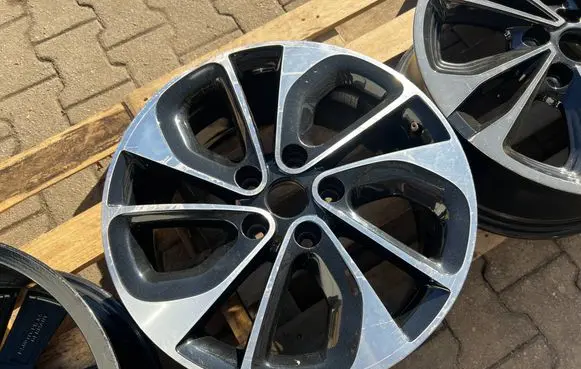 Renault Megane III R17 alloy rim 403006221R