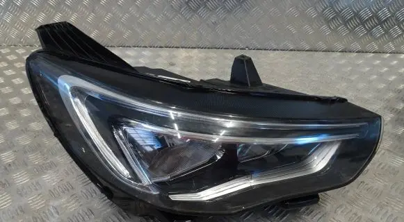Opel Grandland X Headlight/headlamp YP00015580