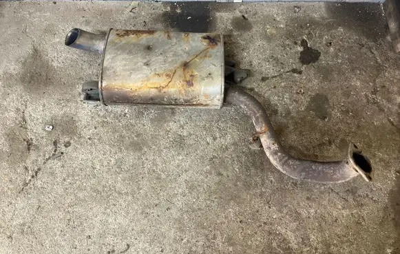Toyota Corolla Verso AR10 Muffler/silencer IORO2