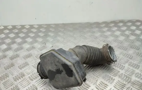 KIA Soul Air intake duct part 281382K100