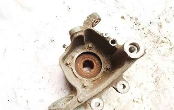 BMW 5 E60 E61 Rear wheel hub