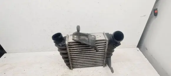 Skoda Fabia Mk2 (5J) Intercooler radiator 818829 MM1112J