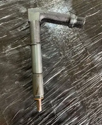 Nissan Primera Fuel injector 