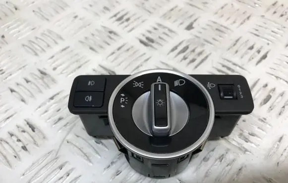 Mercedes-Benz C W204 Light switch