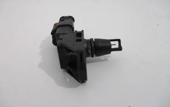 DS Automobiles 7 Crossback Air pressure sensor 9675541980