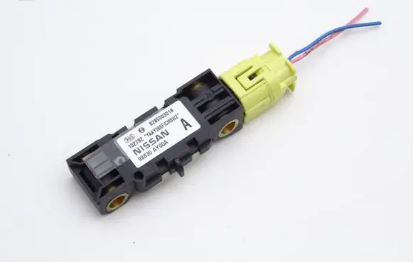 Nissan Note (E11) Airbag deployment crash/impact sensor 98830AY00A