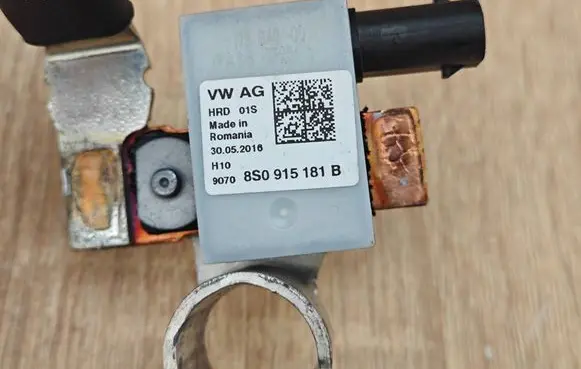 Audi A6 S6 C7 4G Negative earth cable (battery) 8S0915181B