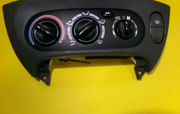 Renault Scenic I Climate control unit 663212P