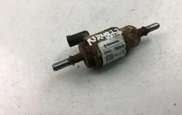 Volvo XC90 Fuel injection high pressure pump 9019848C