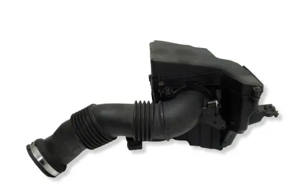 Ford Kuga I Air filter box 7M519600BJ 70548471 1054S471