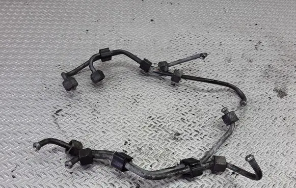 Ford Galaxy Fuel injector supply line/pipe 