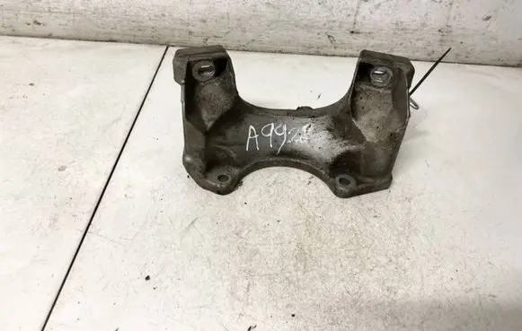 BMW 5 E60 E61 Engine mounting bracket 24168110 6776523