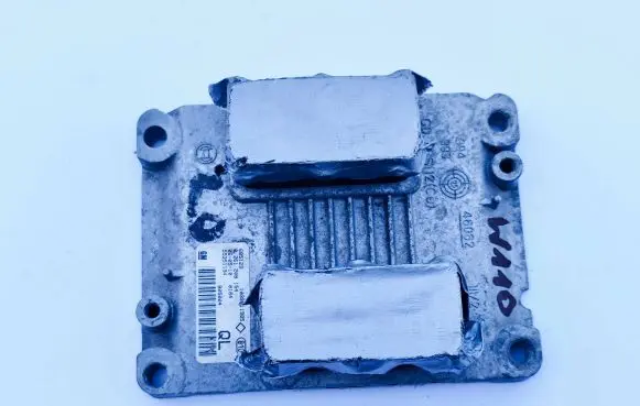 Opel Zafira B Engine control unit/module ECU 55351134 0261208154 1039S11985