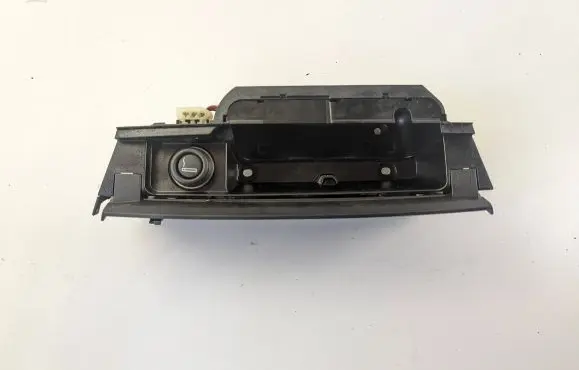 BMW 7 F01 F02 F03 F04 Car ashtray 9119317