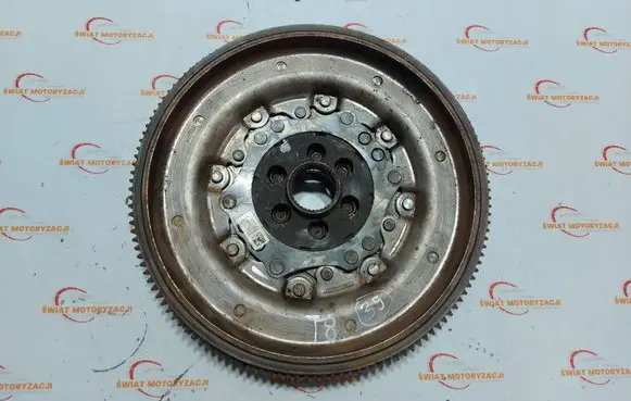 Audi Q3 F3 Flywheel 05E105266F