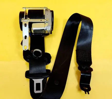 Volkswagen Polo IV 9N3 Front seatbelt 6Q4857705 04167056