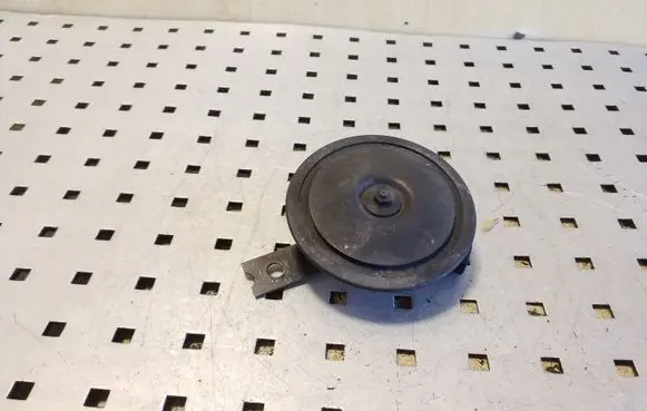 KIA Sorento Horn signal E428R000033