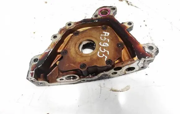 Chrysler PT Cruiser Oil pump 