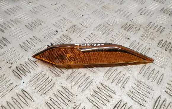 Porsche Cayenne (92A) Front fender indicator light 7P5945071