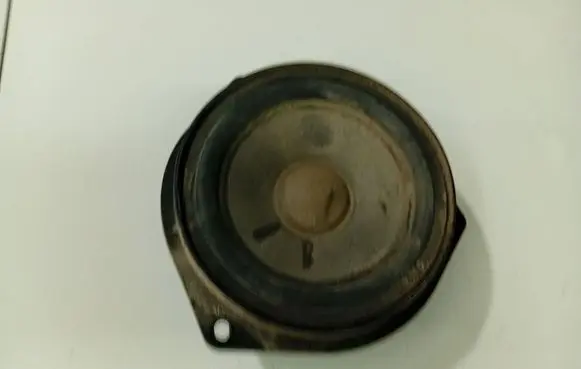 Opel Zafira A Front door speaker 90520838