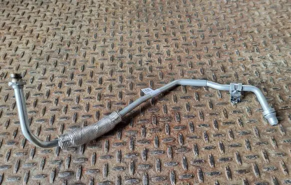 BMW 1 F40 Coolant pipe/hose 8629960