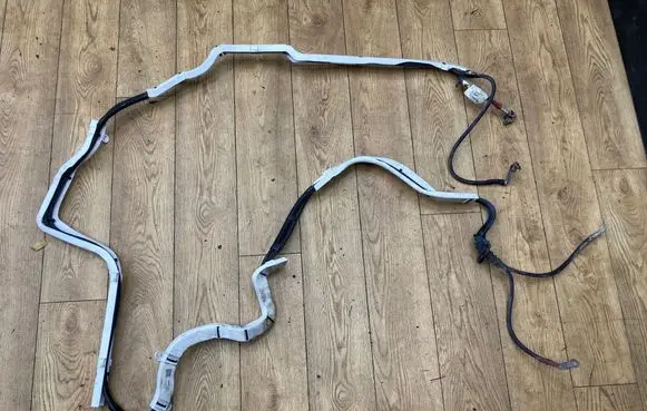 Volvo S80 Positive cable (battery) 30658297
