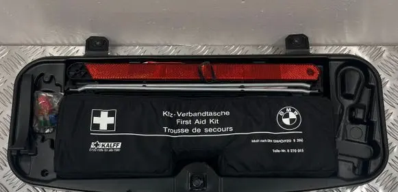 BMW 5 E60 E61 Tool box 6761420 15361710