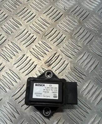 BMW 7 E65 E66 ESP acceleration yaw rate sensor 6762235