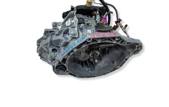 Opel Vivaro Manual 6 speed gearbox PK6028