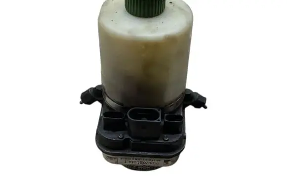Skoda Praktik (5J8) Power steering pump 6R0423156B M14702116LI