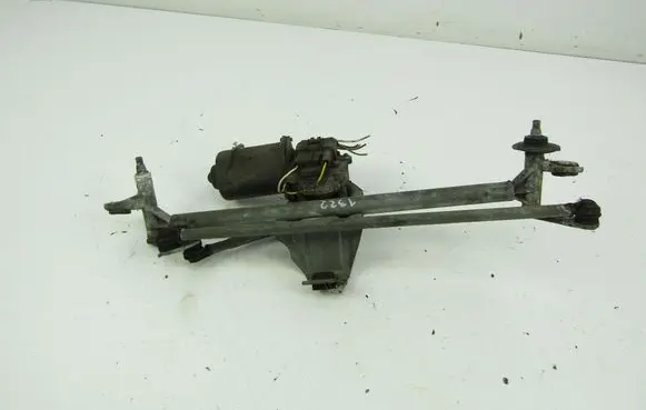 Opel Corsa C Front wiper linkage 