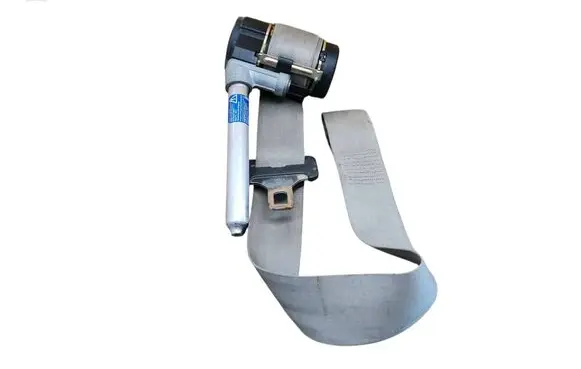Volvo C70 Front seatbelt 8614680