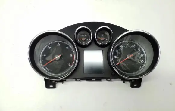 Opel Zafira C Speedometer (instrument cluster) 13460585