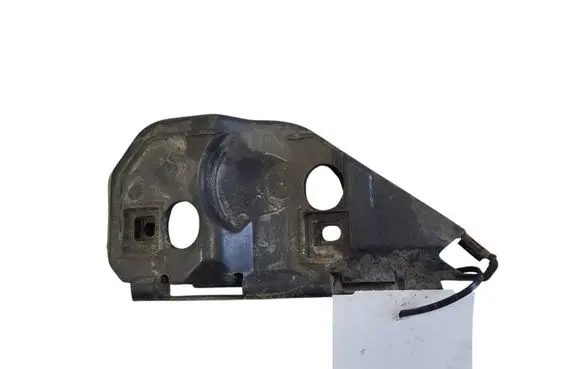 Volvo V50 Front bumper mounting bracket 31265396