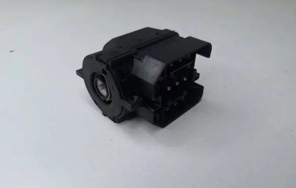 BMW 5 E39 Ignition lock contact 6901961
