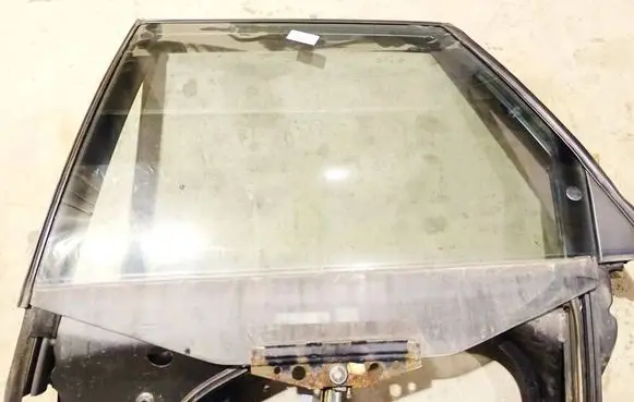 Audi 100 200 5000 C3 Rear door window glass AS2