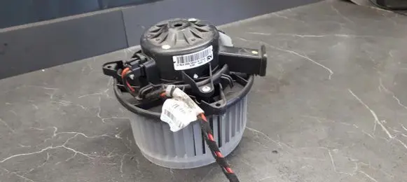 Opel Meriva B Seat fan/blower 5242673401