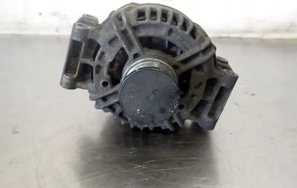 Mercedes-Benz Sprinter W901 W902 W903 W904 Generator/alternator A0141542702