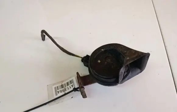 Audi A3 S3 8P Horn signal