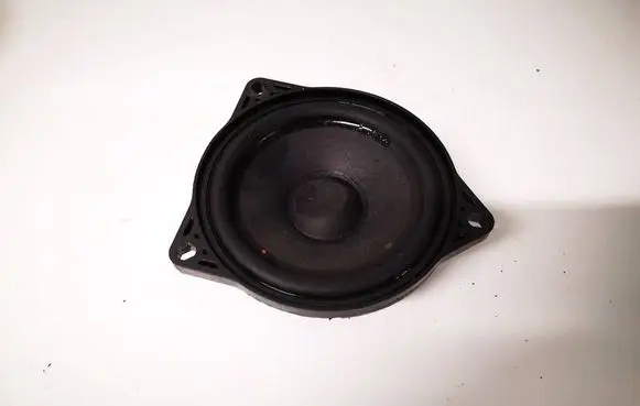 Tesla Model Y Front door speaker 177177800a 1771778-00-a