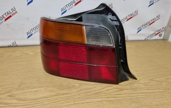 BMW 3 E36 Rear/tail lights 8353805