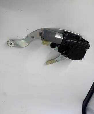 Mercedes-Benz S C217 Tailgate/trunk/boot lift motor 0390204124 041210S S000047671