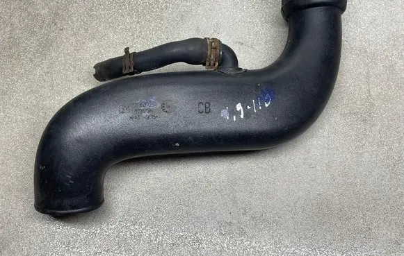 Opel Vectra C Intercooler hose/pipe 55352725