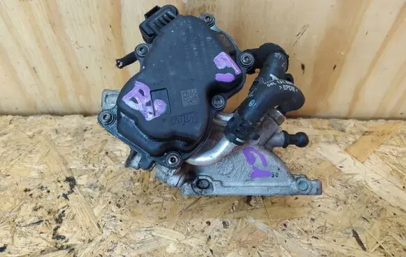 Audi A4 S4 B8 8K Throttle valve 04L128059AA