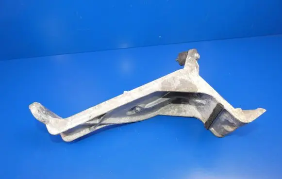 Jaguar XJ X351 Other engine bay part AW932C325BB